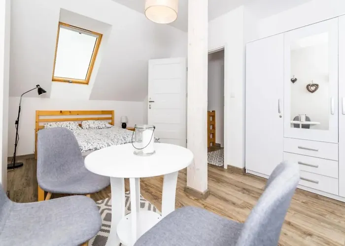 A 182 Lesne Zacisze- Kaszubska Ostoja * Barkocin